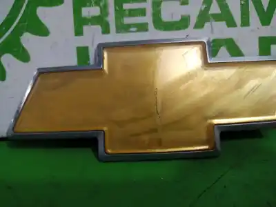 Peça sobressalente para automóvel em segunda mão emblema por chevrolet aveo ls referências oem iam 96808252  