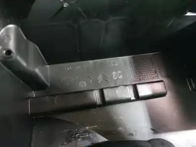 Peça sobressalente para automóvel em segunda mão caixa de fusíveis e relés por citroen c3 exclusive referências oem iam 9657287080  