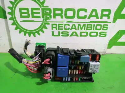 Second-hand car spare part fuse box unit for renault scenic iii xmod bose oem iam references 18013301  