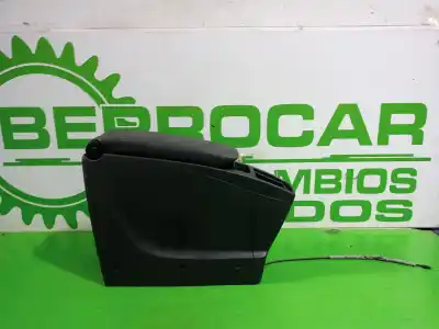 Автозапчастина б/у центральна консоль для renault scenic iii xmod bose посилання на oem iam 7711426456