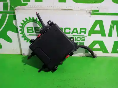 Second-hand car spare part fuse box unit for renault scenic iii xmod bose oem iam references 284b62069r  