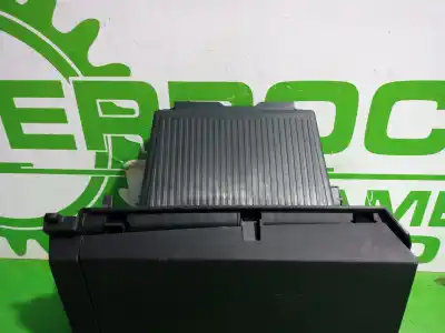 Автозапчастина б/у бардачок для renault scenic iii xmod bose посилання на oem iam 681080026r  
