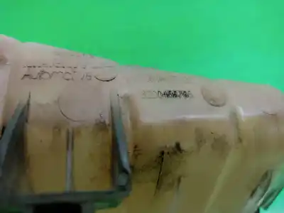 Автозапчастина б/у розширення депозит для renault kangoo profesional посилання на oem iam 8200455786  