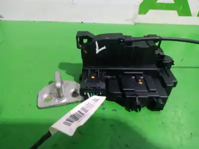 Автозапчастина б/у правий бічний замок дверей для renault kangoo profesional посилання на oem iam 8200497719b  