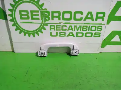 Second-hand car spare part left front handle for opel corsa e expression oem iam references 5001470005  