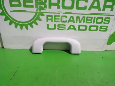 Second-hand car spare part right front handle for opel corsa e expression oem iam references 5001470005  