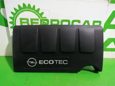 Second-hand car spare part engine cover for opel corsa e expression oem iam references 71041ls07 / 55561431  