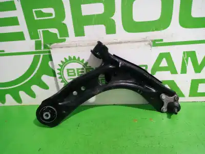 Автозапчастина б/у передній правий нижний рычаг підвіски для volkswagen t-roc (d11) basis посилання на oem iam 5wa407152  