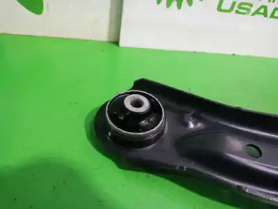 Автозапчастина б/у передній правий нижний рычаг підвіски для volkswagen t-roc (d11) basis посилання на oem iam 5wa407152  