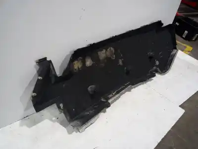 Автозапчастина б/у покрішка для jaguar e-pace basis awd посилання на oem iam j9c3-104c20-a  
