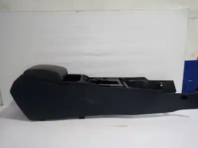 Автозапчастина б/у центральна консоль для jaguar e-pace basis awd посилання на oem iam j9c3-045j40-a