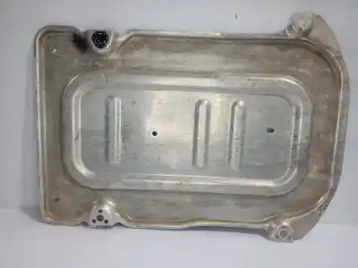 Peça sobressalente para automóvel em segunda mão cobertura / proteção do motor por seat arona xperience referências oem iam 2q0825229b  