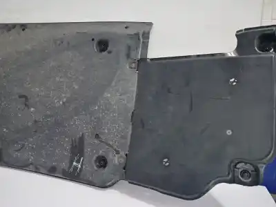 Peça sobressalente para automóvel em segunda mão cobertura / proteção do motor por seat arona xperience referências oem iam 2q0825201b  