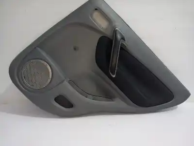 Автозапчастина б/у обликка задніх правіх дверей для TOYOTA RAV 4 (A2) 2.0 Luna 4X4 (2003->) Посилання на OEM IAM 6763042200B1  