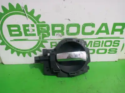 Pièce détachée automobile d'occasion Poignée Intérieure Avant Droite pour CITROEN C3 PLURIEL (HB_) 1.4 HDi Références OEM IAM 9647164477  