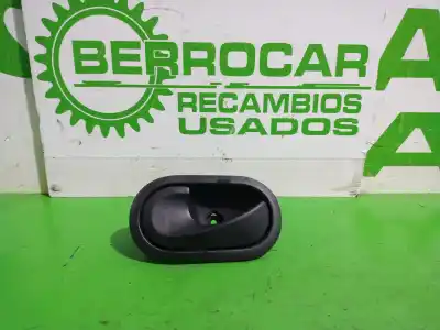 Автозапчастина б/у ліва передня внутрішня ручка для renault kangoo profesional посилання на oem iam 21030310579