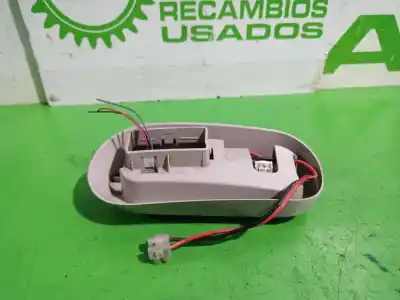 Автозапчастина б/у внутрішне світло для renault kangoo profesional посилання на oem iam 8200439508  