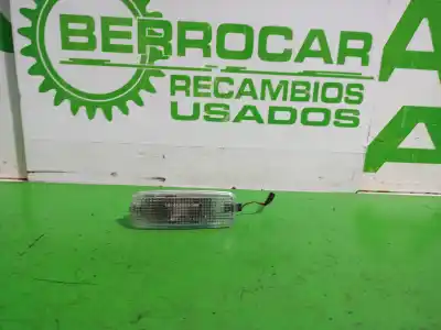 Автозапчасти б/у внутренний свет за audi a4 berlina (8e) 2.5 tdi ссылки oem iam 8l0947105a
