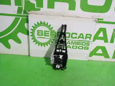 Second-hand car spare part exterior left front door handle for opel corsa e expression oem iam references 14420201lh  