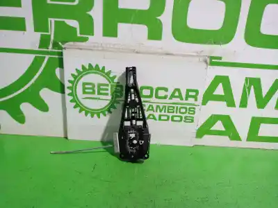 Second-hand car spare part Exterior Right Front Door Handle for OPEL CORSA E Expression OEM IAM references 14420401RH  