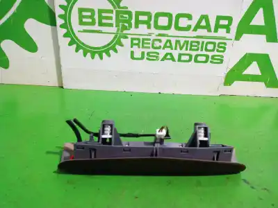 Peça sobressalente para automóvel em segunda mão farolim de travão central por opel corsa e expression referências oem iam 13186347  