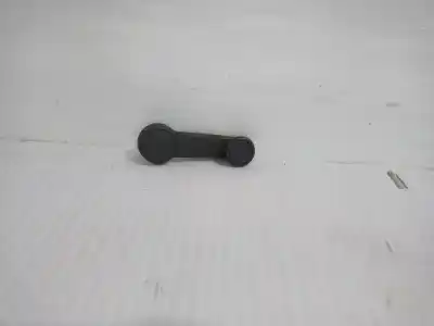 Peça sobressalente para automóvel em segunda mão manivela / manipulo do vidro traseiro direito por ford focus berlina (cap) trend referências oem iam 1237039