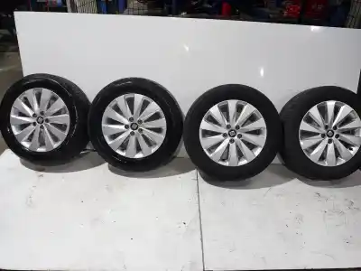 Pièce détachée automobile d'occasion JEU DE JANTES pour SEAT ARONA  Références OEM IAM 6F9601025  