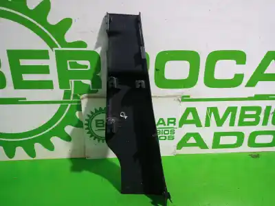 Автозапчастина б/у молдинг для renault kangoo profesional посилання на oem iam 8200421070  