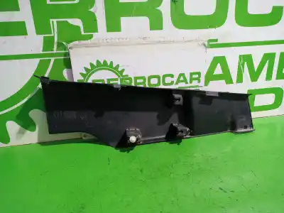 Автозапчастина б/у молдинг для renault kangoo profesional посилання на oem iam 8200421050  