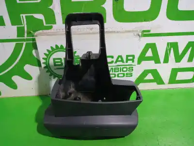 Автозапчастина б/у молдинг для renault kangoo profesional посилання на oem iam 8200796831  