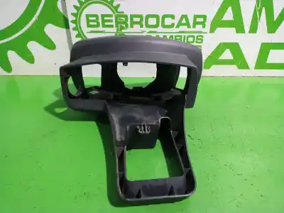 Автозапчастина б/у молдинг для renault kangoo profesional посилання на oem iam 8200796831  