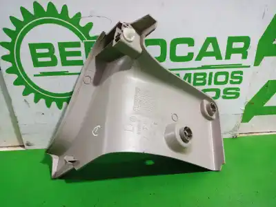 Автозапчастина б/у молдинг для renault kangoo profesional посилання на oem iam 8200640174  