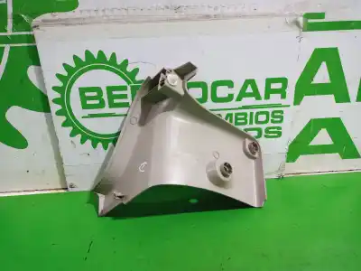 Автозапчастина б/у молдинг для renault kangoo profesional посилання на oem iam 8200640174  