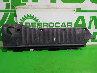 Автозапчастина б/у молдинг для renault kangoo profesional посилання на oem iam 8200431118  