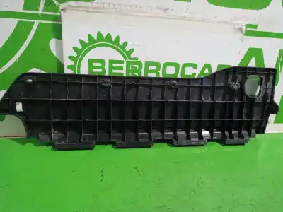 Автозапчастина б/у молдинг для renault kangoo profesional посилання на oem iam 8200431118  