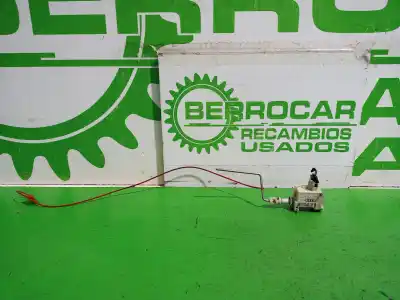 Peça sobressalente para automóvel em segunda mão motor tampa externa de combustível por audi a4 berlina (8e) 2.5 tdi referências oem iam 8e0862153