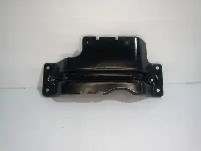 Автозапчастина б/у середній для jaguar e-pace basis awd посилання на oem iam gj324a266ab  