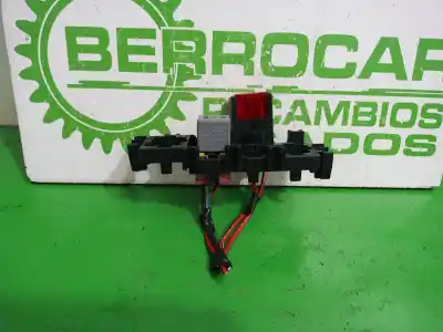 Second-hand car spare part relay for audi a6 berlina (4f2) 2.4 oem iam references 4e0937503d