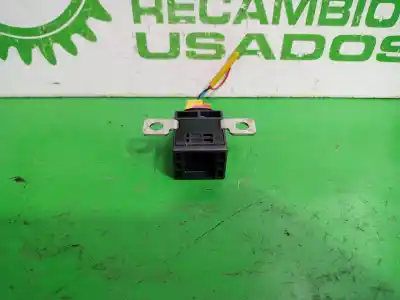 Peça sobressalente para automóvel em segunda mão relé para automóvel por audi a6 berlina (4f2) 2.4 referências oem iam 4f0915519  