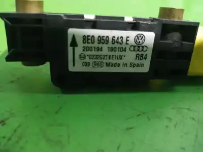 Peça sobressalente para automóvel em segunda mão sensor por audi a4 berlina (8e) 2.5 tdi referências oem iam 8e0959643  