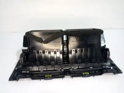 Автозапчастина б/у аераційна решіта для jaguar e-pace basis awd посилання на oem iam j9c3014l21ad  