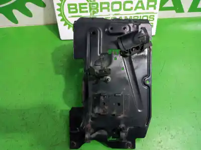 Автозапчастина б/у середній для renault kangoo (f/kc0) authentique посилання на oem iam 8200033902  