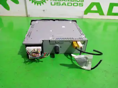 Second-hand car spare part audio system / radio cd for renault scenic iii xmod bose oem iam references a2c89642410  