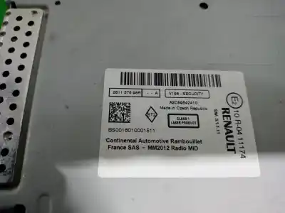 Second-hand car spare part audio system / radio cd for renault scenic iii xmod bose oem iam references a2c89642410  
