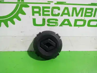 Автозапчастина б/у капки ступиці для renault kangoo profesional посилання на oem iam 7700438116  