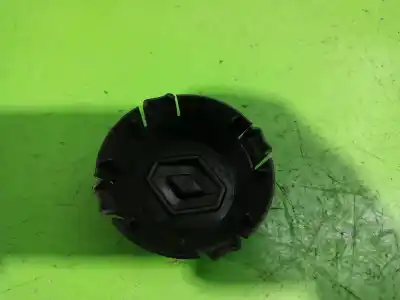 Автозапчастина б/у капки ступиці для renault kangoo profesional посилання на oem iam 7700438116  