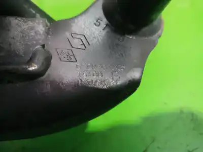 Автозапчастина б/у середній для renault kangoo profesional посилання на oem iam 8200587025  