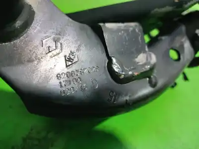 Автозапчастина б/у середній для renault kangoo profesional посилання на oem iam 8200587029  