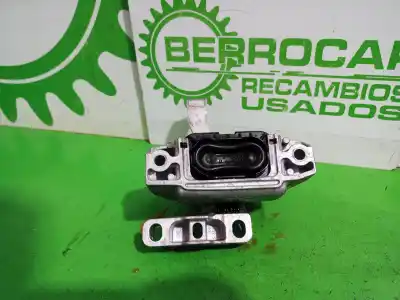 Автозапчасти б/у правая опора двигателя за volkswagen t-roc (d11) basis ссылки oem iam 5wa199262h  