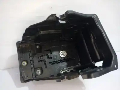 Автозапчастина б/у середній для jaguar e-pace basis awd посилання на oem iam 6g9n10757af  